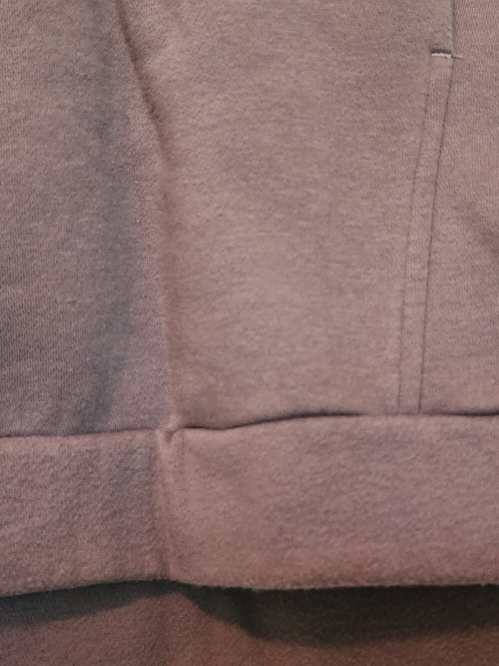 Pullover - Picture 3 of 4